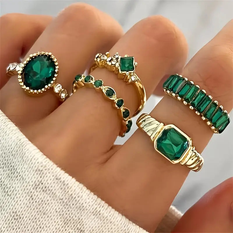 Zarina Exquisite Smaragdi Sormussetti | Kulta