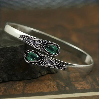 Hopea Smaragdi Vintage Bangle