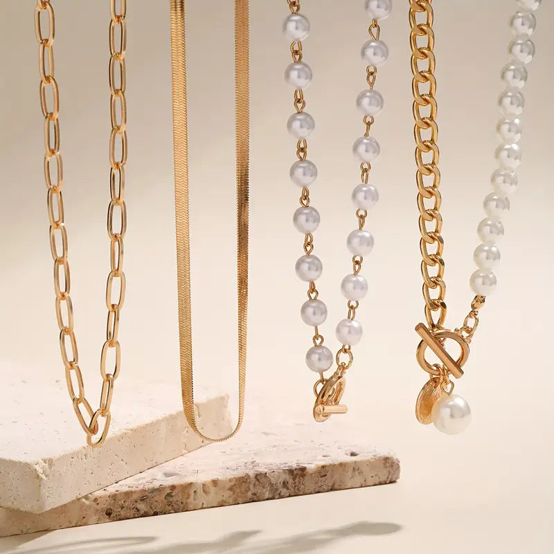 Modern Helmi Layered Kaulakorusetti