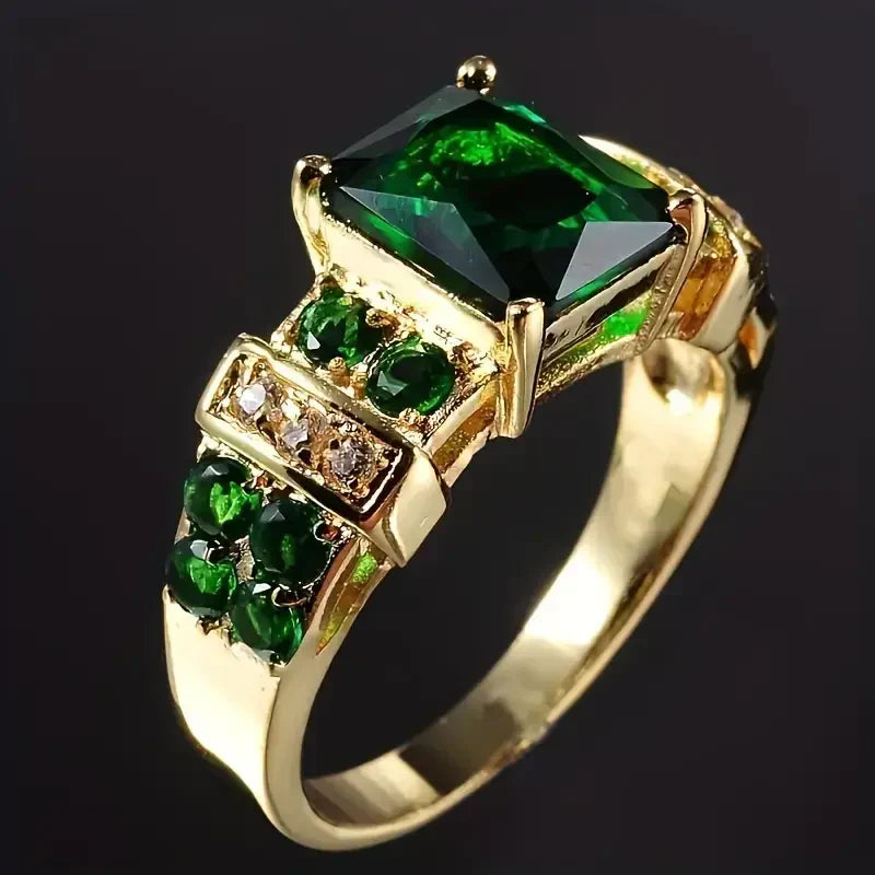 Exquisite Smaragdi Sormus | Kulta